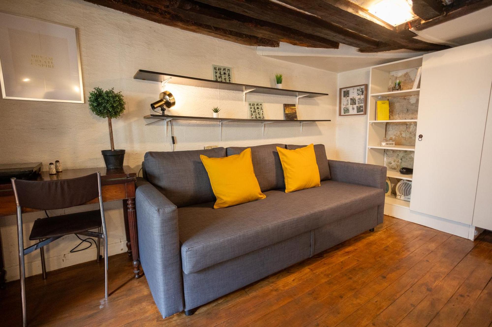 Apartamento Studio Cosy Romantique En Plein Coeur De París Exterior foto