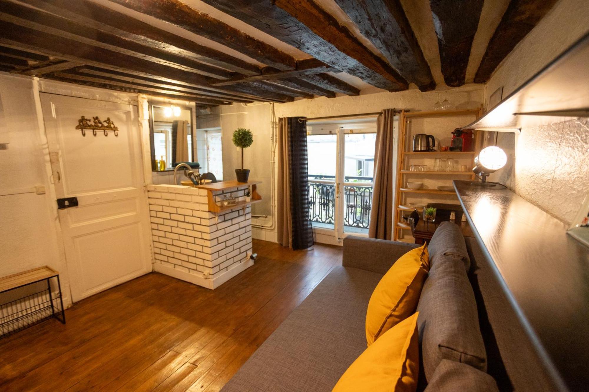 Apartamento Studio Cosy Romantique En Plein Coeur De París Exterior foto